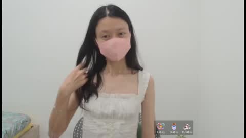 Snapshot of miahchan68 chatting on 10-12-25, 05:45 miahchan68 online show from 10-12-25, 05:45