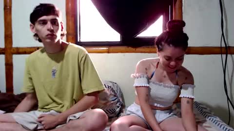 Snapshot of miahells chatting on 12-03-25, 03:54 Mia Sam online show from 12-03-25, 03:54