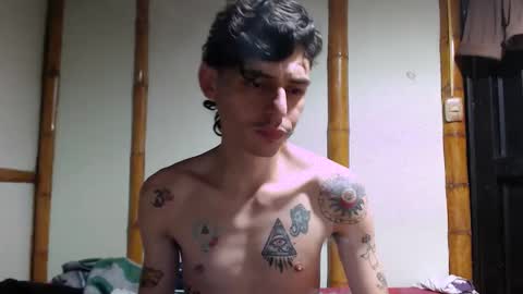 Snapshot of miahells chatting on 02-14-26, 08:49 Mia Sam online show from 02-14-26, 08:49