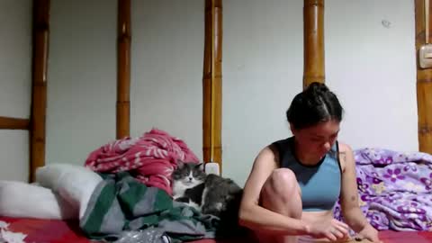 Snapshot of miahells chatting on 03-28-26, 07:08 Mia Sam online show from 03-28-26, 07:08