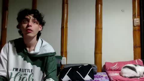 Snapshot of miahells chatting on 04-05-26, 08:50 Mia Sam online show from 04-05-26, 08:50