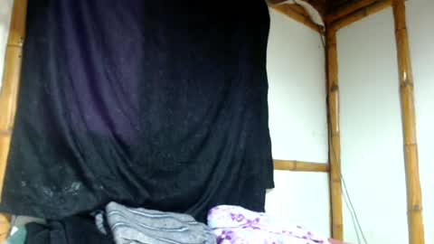 Snapshot of miahells chatting on 06-15-26, 03:36 Mia Sam online show from 06-15-26, 03:36