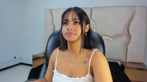 miahsex69 online show from 09-18-25, 02:57