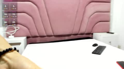 miajhonsonx online show from 10-06-25, 12:24