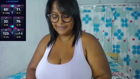 Snapshot of miajoseph_ chatting on 04-12-26, 03:33 miajoseph_ online show from 04-12-26, 03:33
