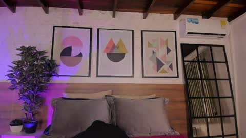 Snapshot of miakay1 chatting on 04-11-26, 03:55 Mia online show from 04-11-26, 03:55