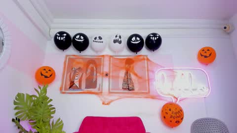 Snapshot of miakhalifa_7 chatting on 11-02-25, 03:42 Mia Khalifa online show from 11-02-25, 03:42