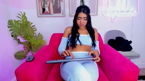 Snapshot of miakhalifa_7 chatting on 11-06-25, 03:51 Mia Khalifa online show from 11-06-25, 03:51