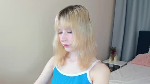 miakimiko online show from 04-25-26, 01:52