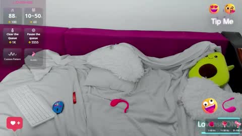 Mia Kittyy online show from 03-11-26, 12:38