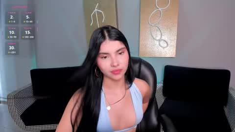 Snapshot of mialaurence_ chatting on 09-11-25, 07:47 Call me Mia online show from 09-11-25, 07:47