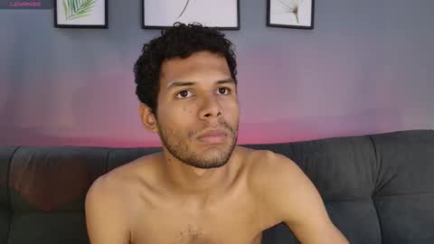 Snapshot of mialuxx chatting on 11-11-25, 08:20 Mia online show from 11-11-25, 08:20