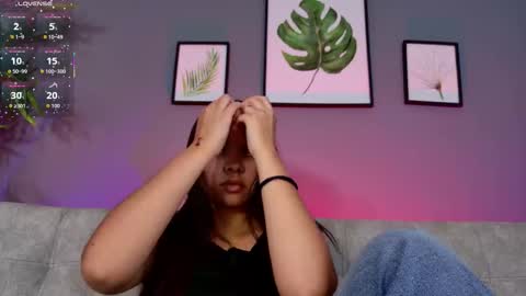 Snapshot of mialuxx chatting on 02-16-26, 01:18 Mia online show from 02-16-26, 01:18