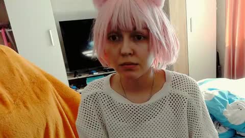 Mia online show from 04-20-26, 12:08