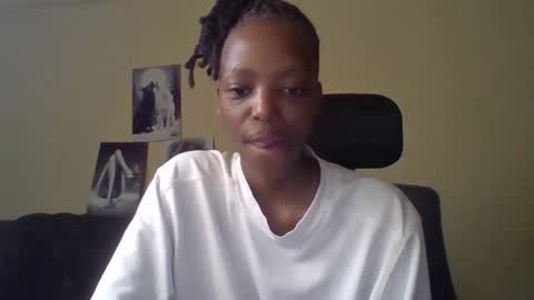 Muffin online show from 04-05-26, 12:19