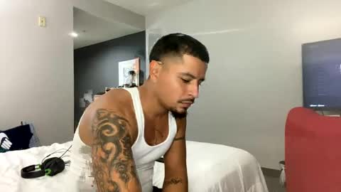 miamiclos1 online show from 12-09-24, 04:45