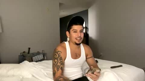 miamiclos1 online show from 01-21-25, 06:12