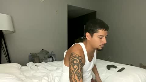 miamiclos1 online show from 01-29-25, 02:21