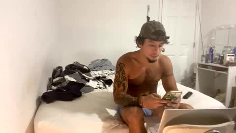 miamiclos1 online show from 02-06-26, 02:05