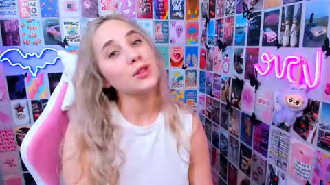 miamilas online show from 12-16-25, 02:11