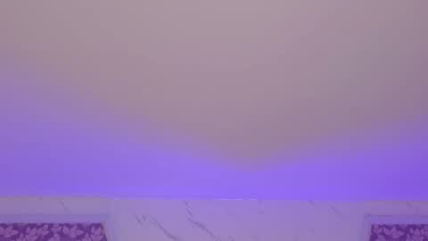 Mia   -5 7001400 Follow  online show from 10-04-25, 01:09