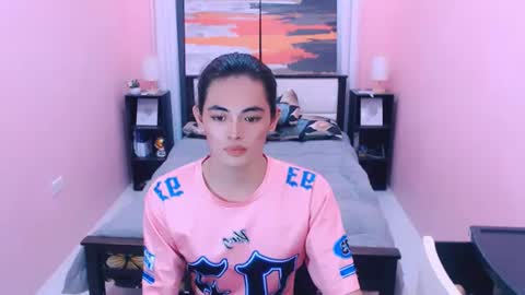 Snapshot of miamoreamara69 chatting on 07-18-26, 04:33 miamoreamara69 online show from 07-18-26, 04:33