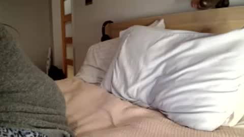 MiaMuffn online show from 12-24-24, 12:44