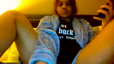 MiaMuffn online show from 01-01-25, 01:58