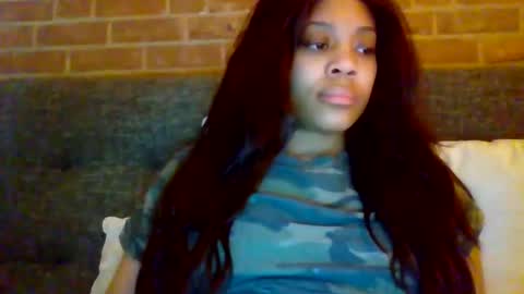 Snapshot of miamuffin8 chatting on 12-16-25, 04:56 MiaMuffn online show from 12-16-25, 04:56