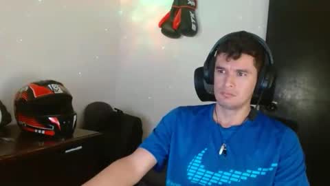 Snapshot of miaou_miaou chatting on 10-17-25, 12:58 miaou_miaou online show from 10-17-25, 12:58