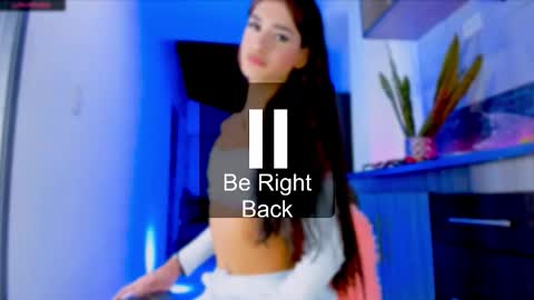 miapink_ofi_ online show from 09-25-25, 12:25