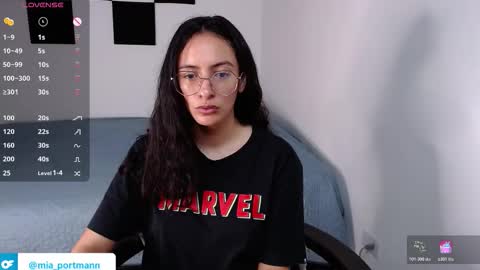 MIAPORTMANN online show from 10-26-25, 03:07