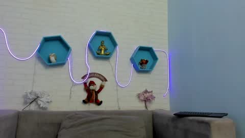 Snapshot of miaquevedo chatting on 01-05-25, 03:34 Mia Quevedo online show from 01-05-25, 03:34