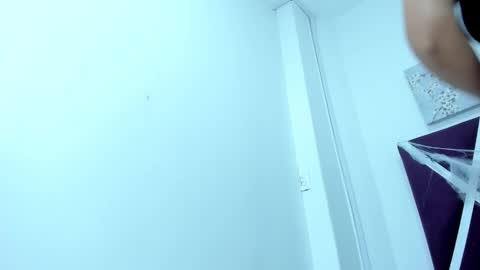 Snapshot of miaquevedo chatting on 10-29-25, 01:24 Mia Quevedo online show from 10-29-25, 01:24