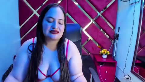 MiaRouse online show from 02-12-26, 03:01