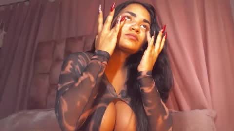 miasaandovaal 22 online show from 11-29-25, 08:45