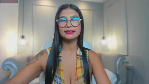 Mia  online show from 03-04-26, 03:01