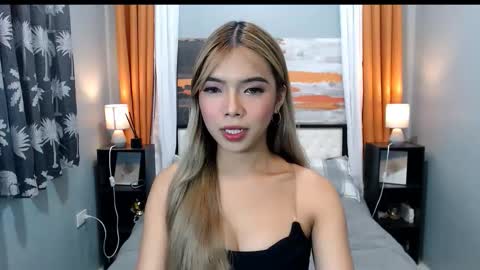 Snapshot of miasmith09 chatting on 02-06-26, 06:40 Pau and jence online show from 02-06-26, 06:40