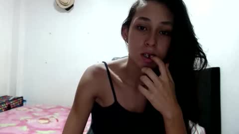 Snapshot of miasweet333 chatting on 02-07-26, 06:44 mia online show from 02-07-26, 06:44