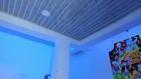 Mia Villalobos online show from 11-15-25, 11:43