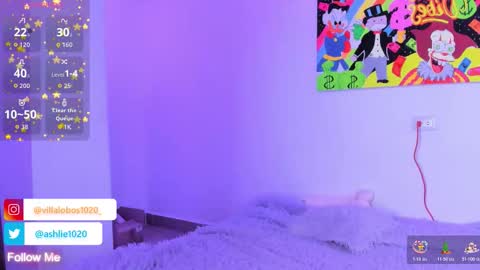 Mia Villalobos online show from 12-16-25, 10:48