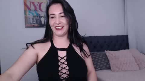 Mia Wilson online show from 05-09-26, 03:12