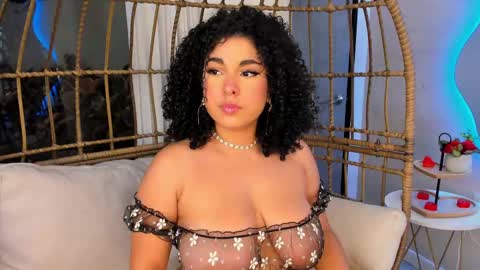 Mia online show from 02-21-25, 03:34