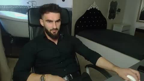 Snapshot of micahlane chatting on 06-25-26, 04:45 MicahLane online show from 06-25-26, 04:45