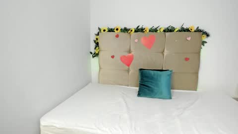 Micky and Sharon online show from 02-21-25, 02:28