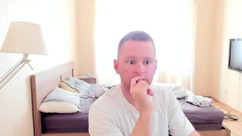 Snapshot of michael_birkin chatting on 05-10-26, 04:17 Michael Birkin online show from 05-10-26, 04:17