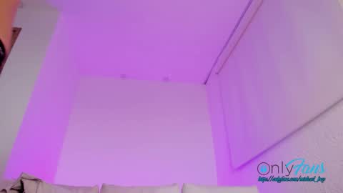 Snapshot of michael_boy88_ chatting on 02-07-26, 10:24 Michael Boy online show from 02-07-26, 10:24