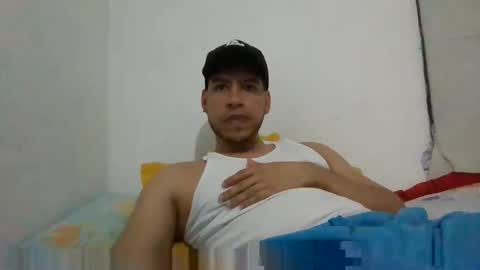 Michael Jones Modelo Independiente online show from 10-06-25, 02:31