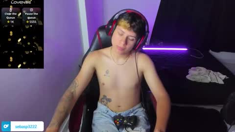 michael independent model  online show from 10-02-25, 11:12