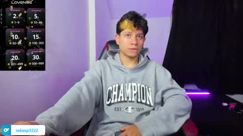 michael independent model  online show from 10-07-25, 11:02